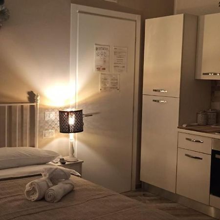 L' Ora Blu Hotel Fiumicino Kültér fotó
